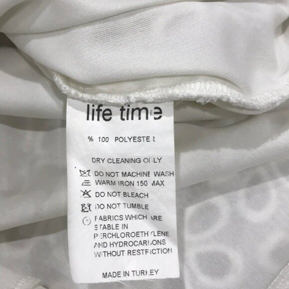 LifeTime Lace Dress - Picture 3 of 6